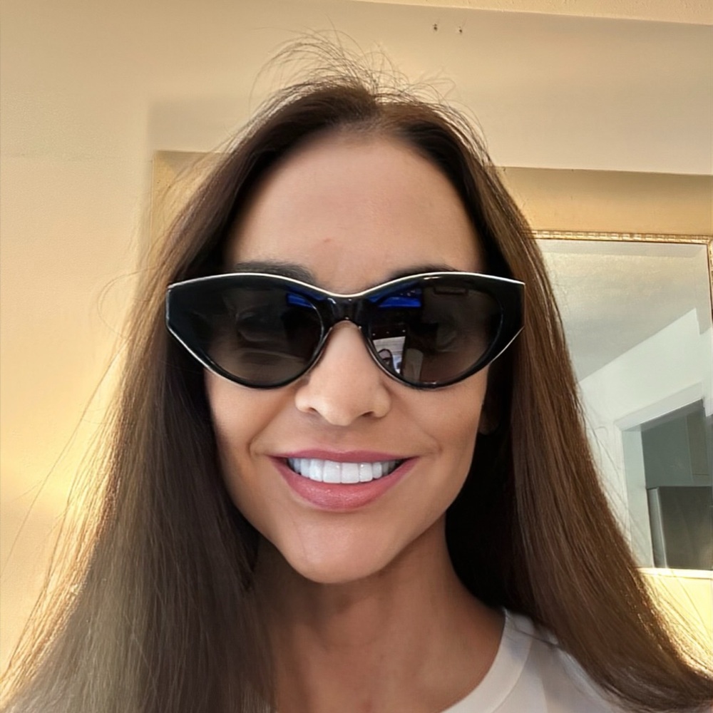 Louis Vuitton LV Line Cat Eye Sunglasses